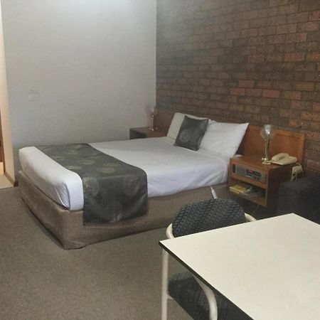 Sportslander Motor Inn Moama Exterior foto