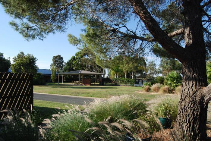 Sportslander Motor Inn Moama Exterior foto