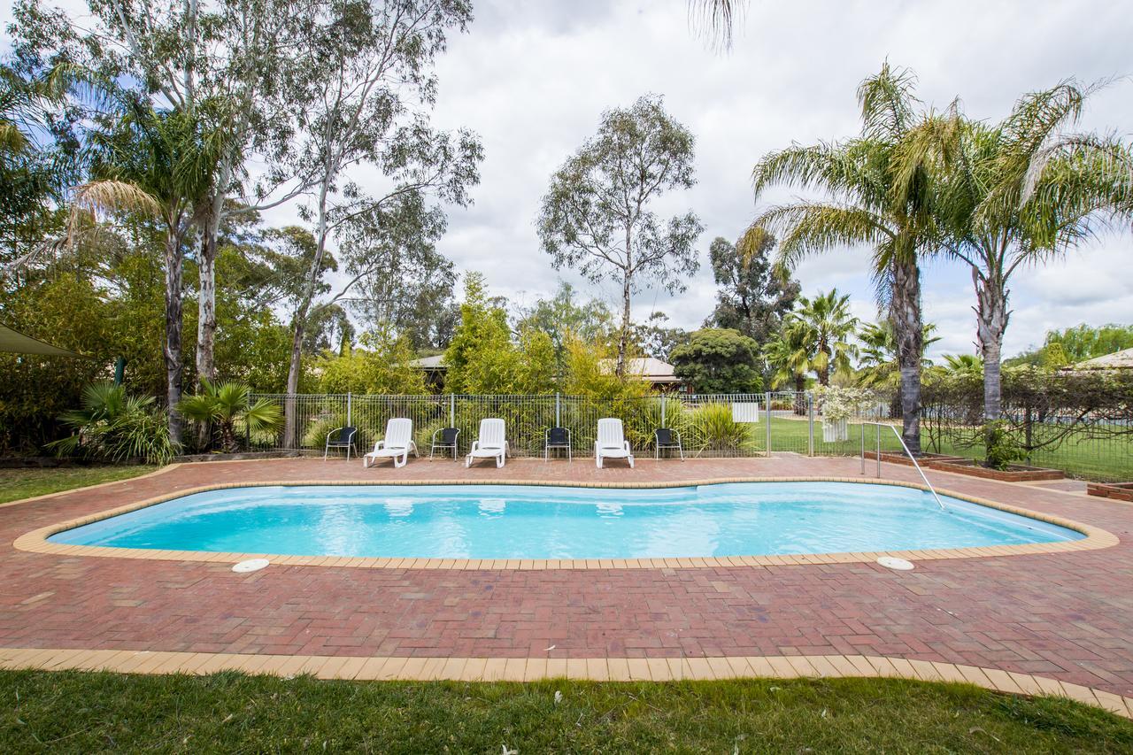 Sportslander Motor Inn Moama Exterior foto