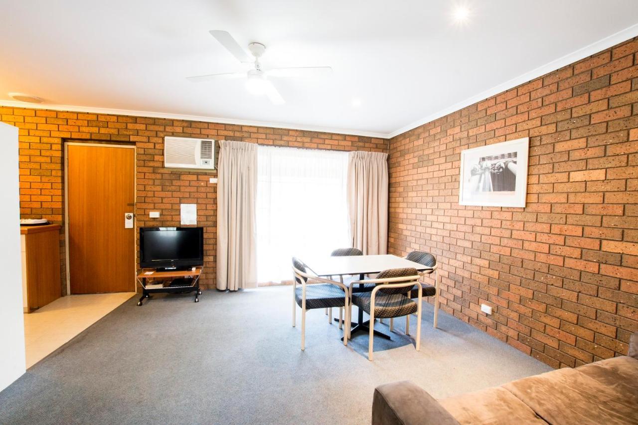 Sportslander Motor Inn Moama Exterior foto